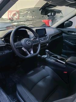 نيسان ألتيما